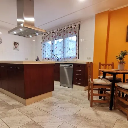 Casa Crispetes * Tales